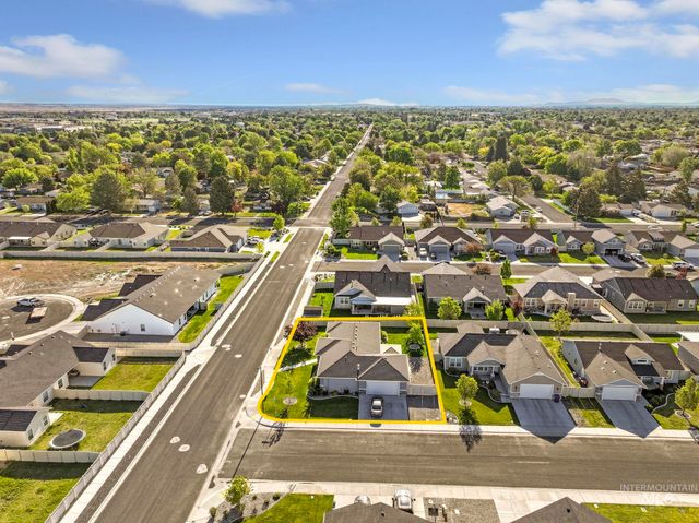 1050 Birchton Loop, Twin Falls, ID 83301