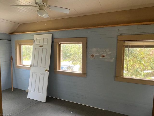 253 S Cypress ST, Labelle, FL 33935