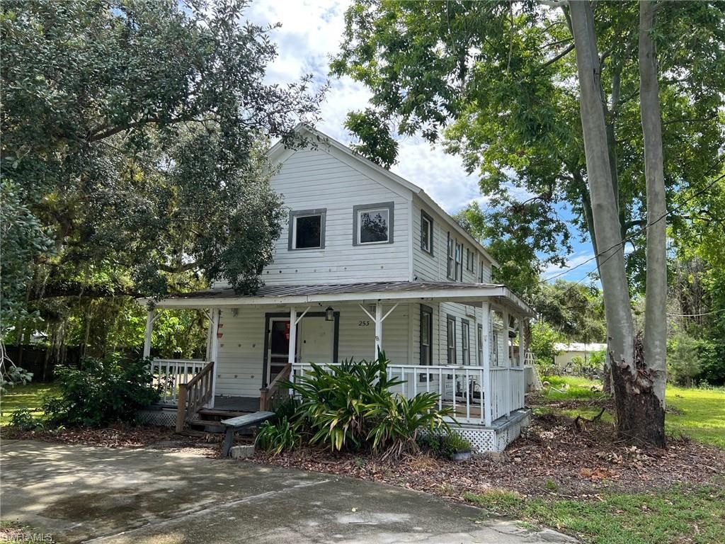 253 S Cypress ST, Labelle, FL 33935