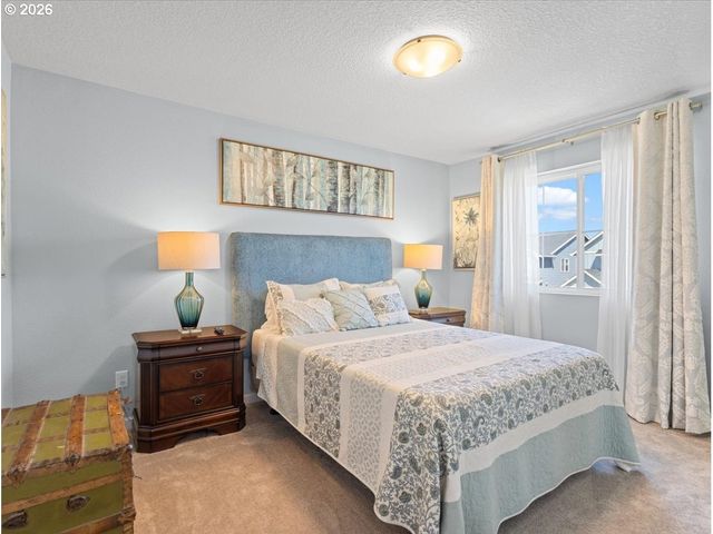 1664 36TH Pl, Forest Grove, OR 97116