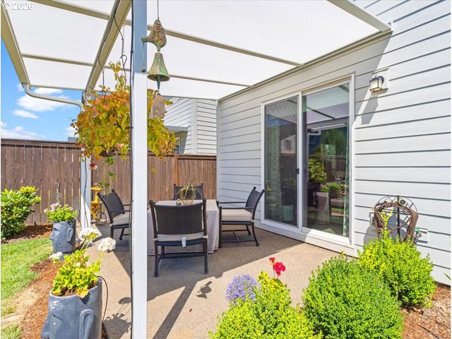 1664 36TH Pl, Forest Grove, OR 97116