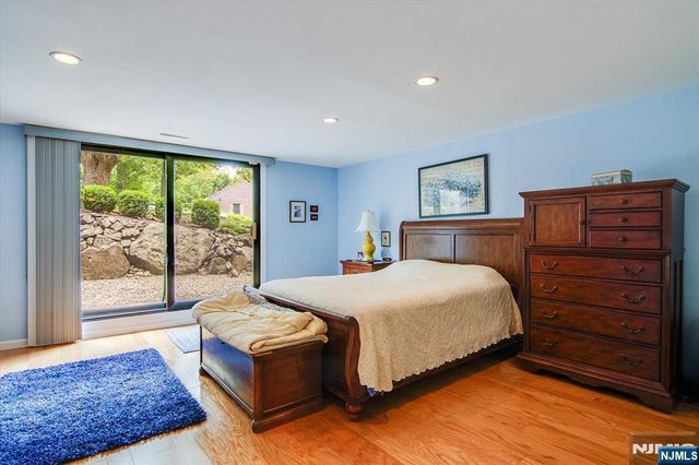 181 Long Hill Road, Little Falls, NJ 07424