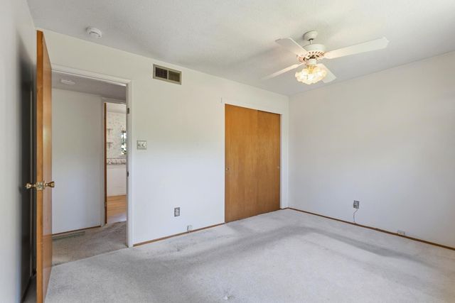 5406 Canfield Ave, Carmichael, CA 95608