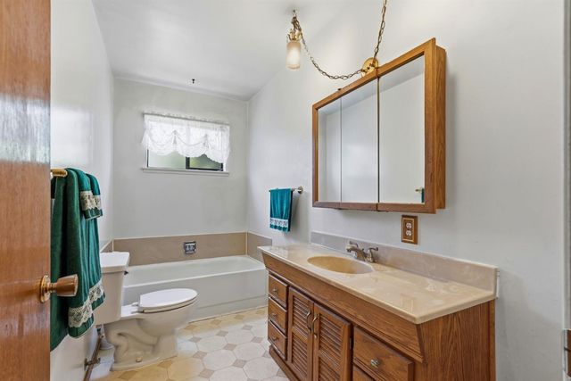 5406 Canfield Ave, Carmichael, CA 95608