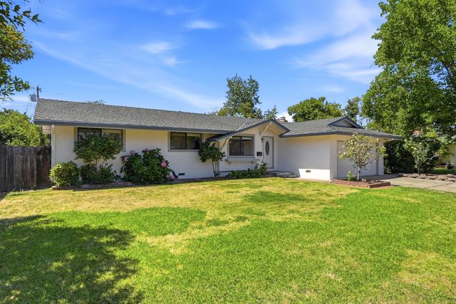 5406 Canfield Ave, Carmichael, CA 95608