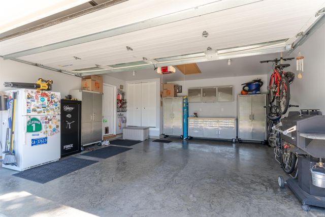 6007 Stardance Pointe, Evansville, IN 47715