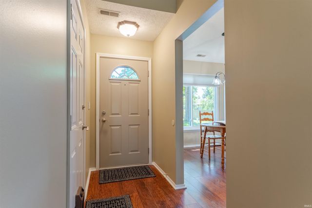 6007 Stardance Pointe, Evansville, IN 47715