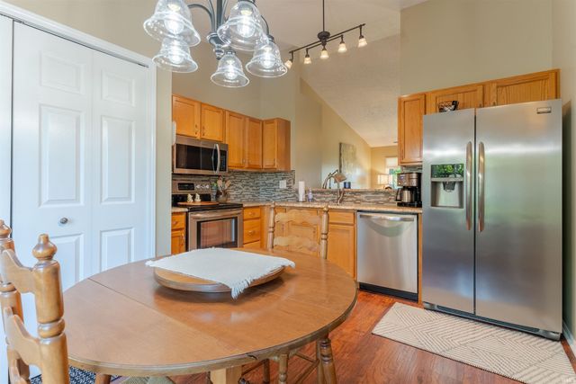6007 Stardance Pointe, Evansville, IN 47715
