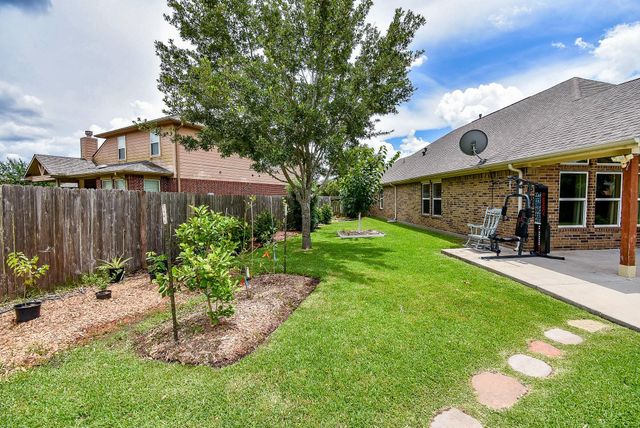 2303 Blue Jay Lane, Katy, TX 77494