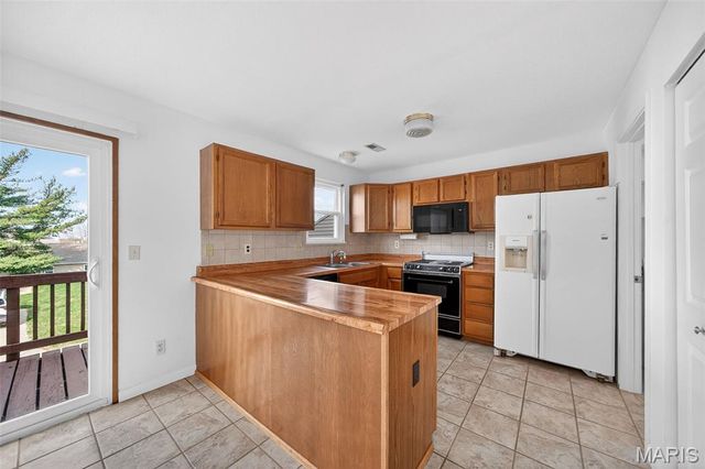 1283 Dell Ridge Court 6, St Charles, MO 63303