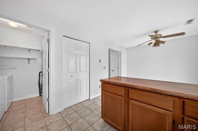 1283 Dell Ridge Court 6, St Charles, MO 63303