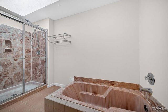 1283 Dell Ridge Court 6, St Charles, MO 63303