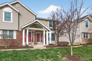 1283 Dell Ridge Court 6, St Charles, MO 63303