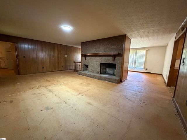 6012 State Park Road, Travelers Rest, SC 29690