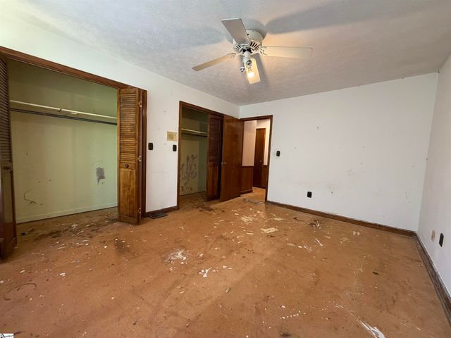 6012 State Park Road, Travelers Rest, SC 29690