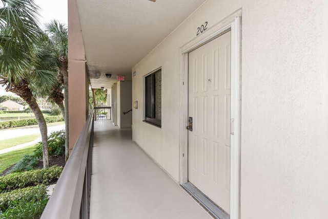 1401 Tidal Pointe Boulevard 202, Jupiter, FL 33477