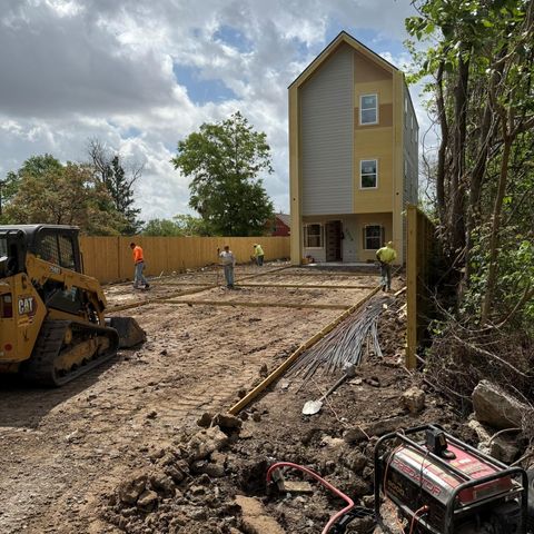 3713 Farmer Street, Houston, TX 77020