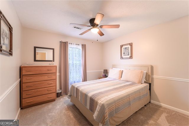25 Ashley Creek Drive, Newnan, GA 30263
