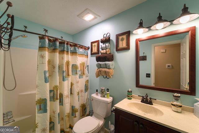 25 Ashley Creek Drive, Newnan, GA 30263