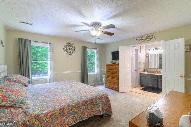 25 Ashley Creek Drive, Newnan, GA 30263