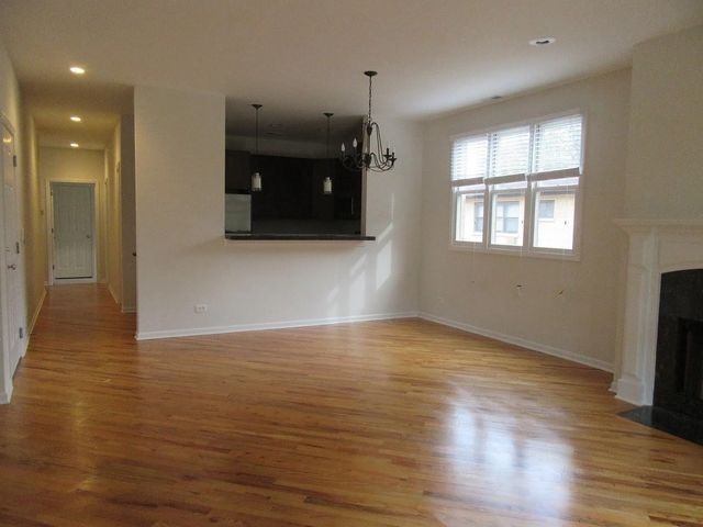2054 W Chase Avenue 2S, Chicago, IL 60645