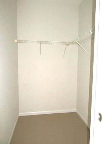 2054 W Chase Avenue 2S, Chicago, IL 60645