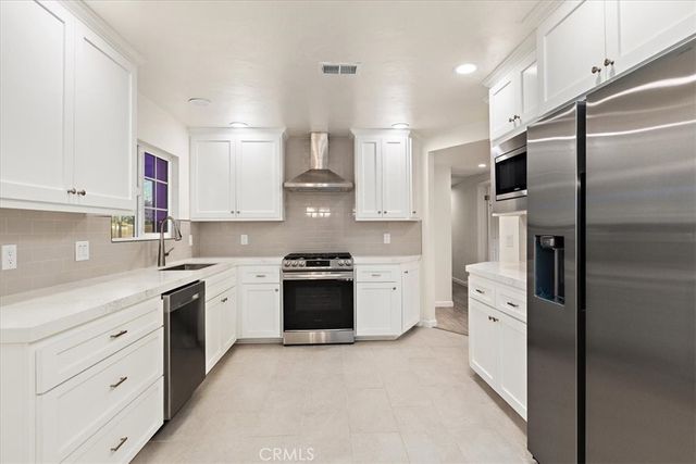 9445 51st St, Jurupa Valley, CA 92509