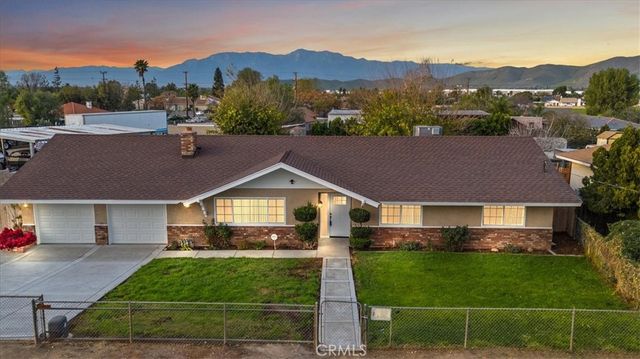 9445 51st St, Jurupa Valley, CA 92509