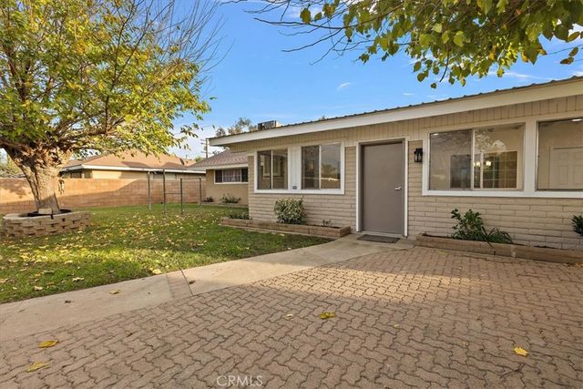 9445 51st St, Jurupa Valley, CA 92509