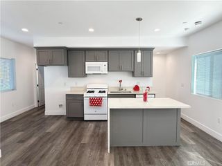 1491 Atlantic Avenue, Long Beach, CA 90813