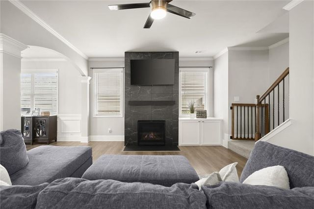 6379 Crosscreek Lane, Flowery Branch, GA 30542