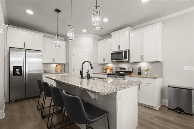 6379 Crosscreek Lane, Flowery Branch, GA 30542