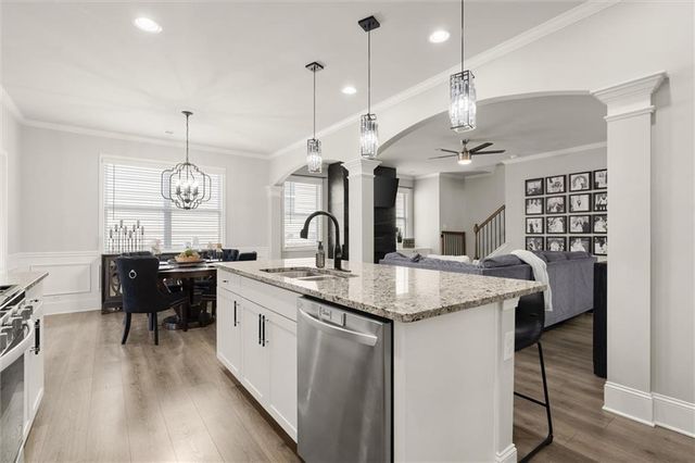 6379 Crosscreek Lane, Flowery Branch, GA 30542