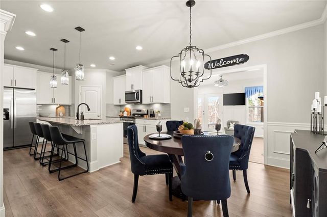 6379 Crosscreek Lane, Flowery Branch, GA 30542