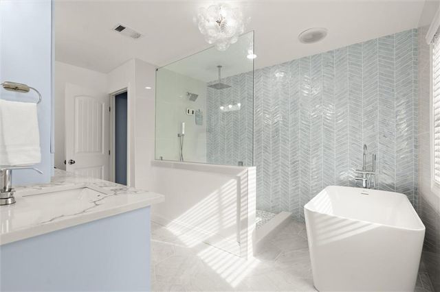 6379 Crosscreek Lane, Flowery Branch, GA 30542