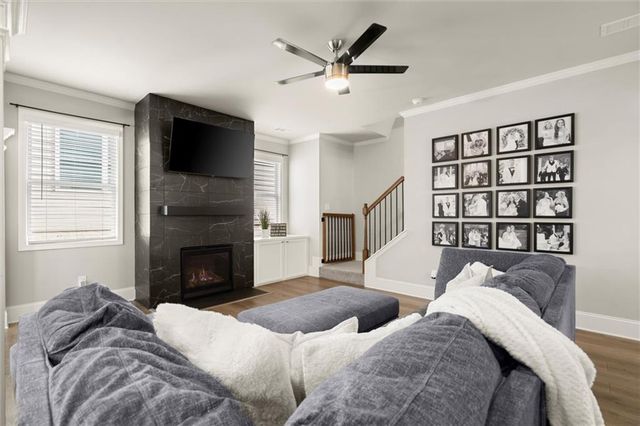 6379 Crosscreek Lane, Flowery Branch, GA 30542