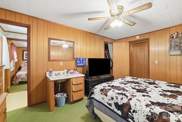 3324 Hwy 28 Road S, Bryson City, NC 28713