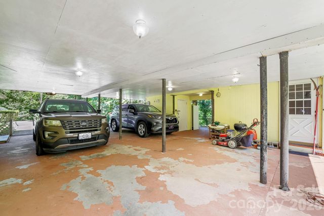 3324 Hwy 28 Road S, Bryson City, NC 28713