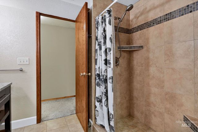 2201 E Dicky Circle, Eagle, ID 83616
