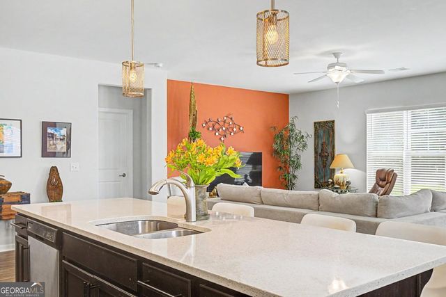 131 Crystal Lake Drive, Savannah, GA 31407
