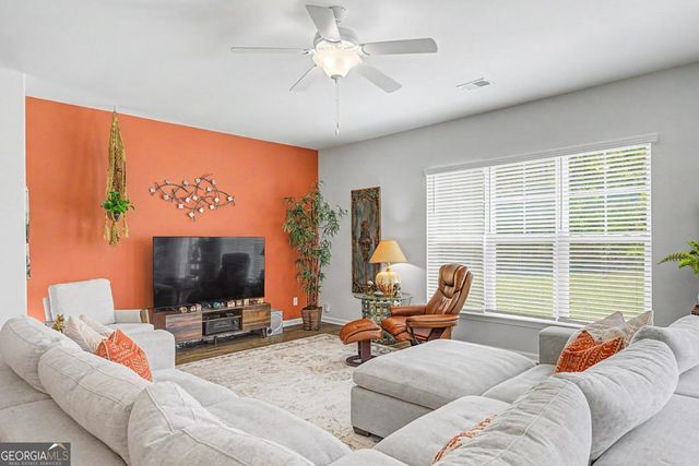 131 Crystal Lake Drive, Savannah, GA 31407