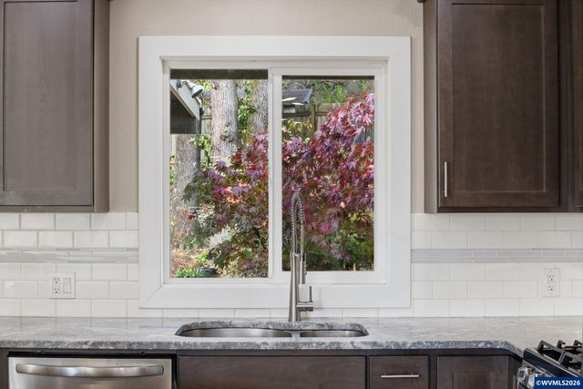 1001 Murlark Av NW, Salem, OR 97304
