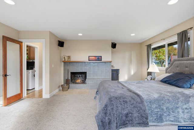 1001 Murlark Av NW, Salem, OR 97304