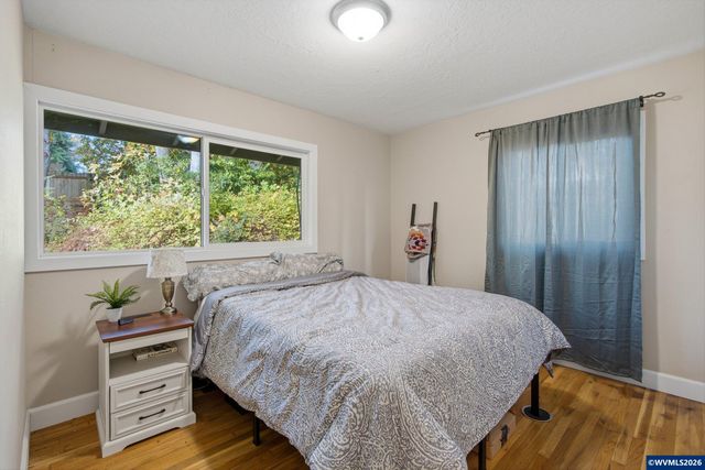 1001 Murlark Av NW, Salem, OR 97304