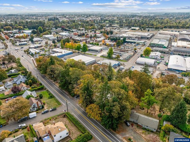1001 Murlark Av NW, Salem, OR 97304
