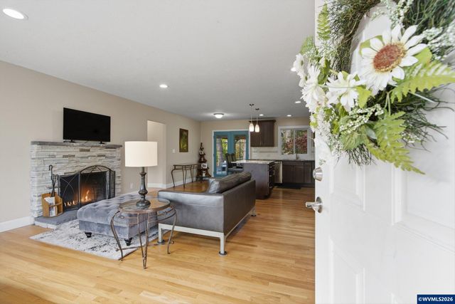 1001 Murlark Av NW, Salem, OR 97304