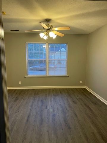 998 Tom Hailey Blvd, La Vergne, TN 37086