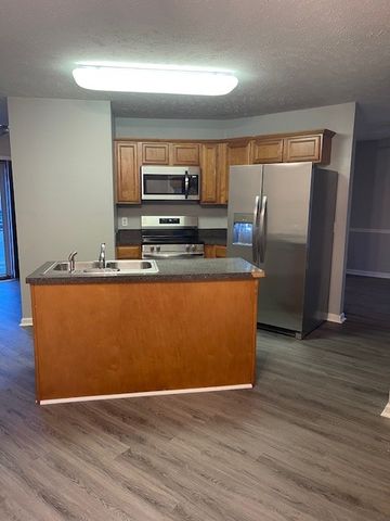 998 Tom Hailey Blvd, La Vergne, TN 37086