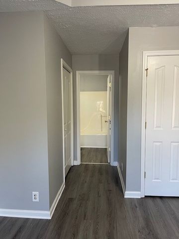 998 Tom Hailey Blvd, La Vergne, TN 37086