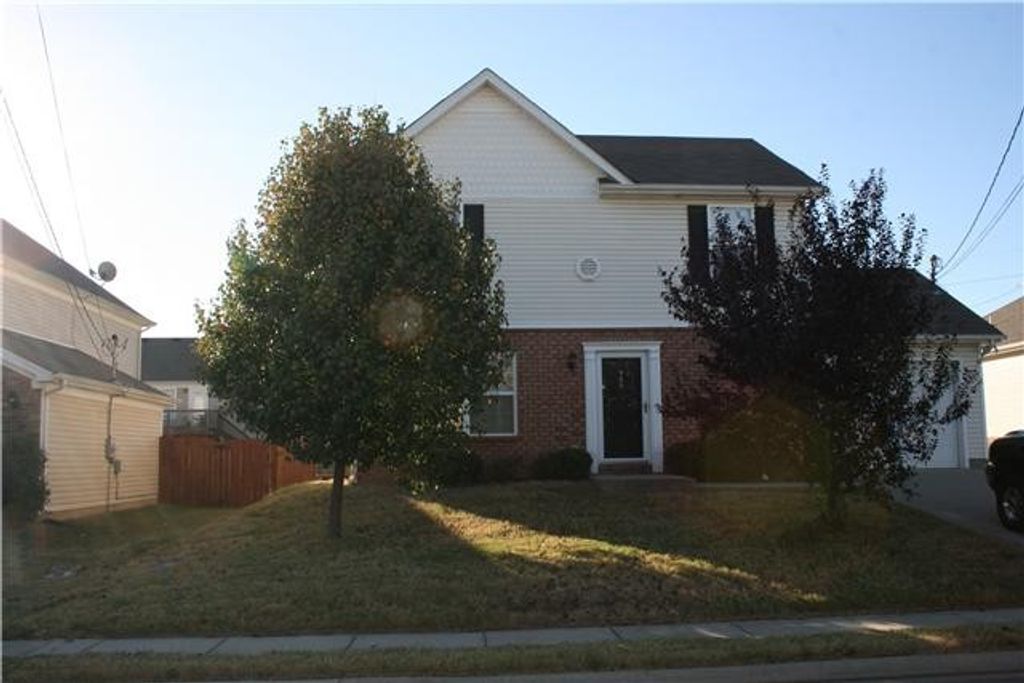 998 Tom Hailey Blvd, La Vergne, TN 37086